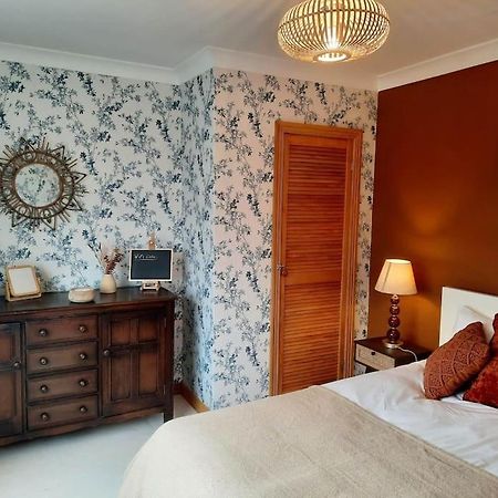 Вілла - The Holly Tree House - Бушмілс Екстер'єр фото